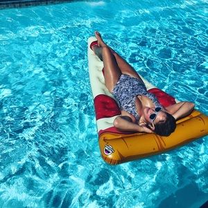 Meet your Posher, Krystal